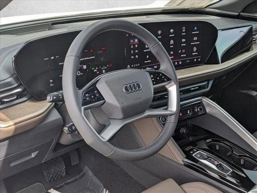 2025 Audi Q5 Premium Plus TFSI quattro S tronic