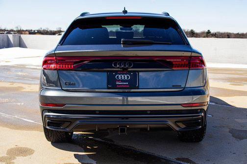 2021 Audi Q8 55 Premium Plus