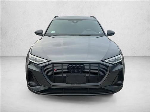 2022 Audi e-tron S Prestige