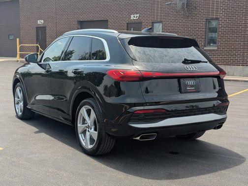 2025 Audi Q5 Prestige