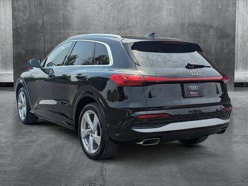 2025 Audi Q5 Prestige