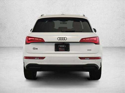 2025 Audi Q5 40 Premium