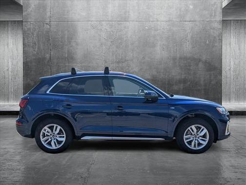 2022 Audi Q5 45 S line Premium