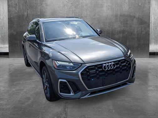 2022 Audi Q5 45 S line Premium