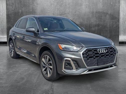 2022 Audi Q5 45 S line Premium