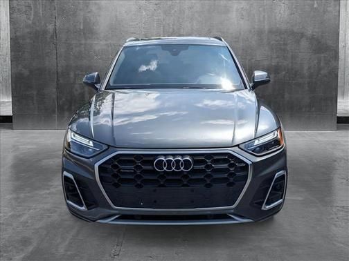 2022 Audi Q5 45 S line Premium
