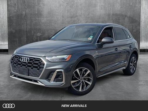 2022 Audi Q5 45 S line Premium