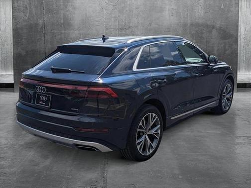2025 Audi Q8 55 Premium Plus