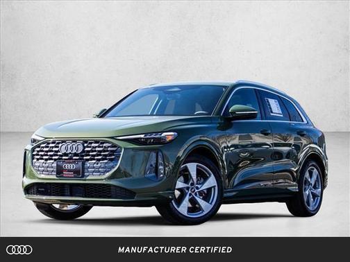 District Green Metallic 2025 Audi Q5 Prestige TFSI quattro S tronic