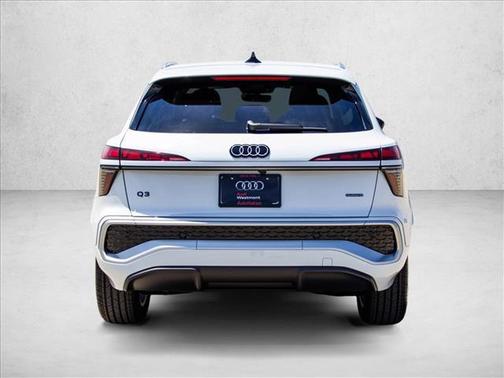 Glacier White Metallic 2026 Audi Q3 TFSI quattro S tronic