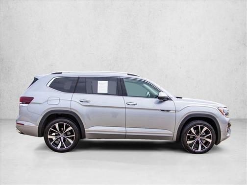 Silver/Gray 2024 Volkswagen Atlas 2.0T SEL Premium R-Line 4MOTION