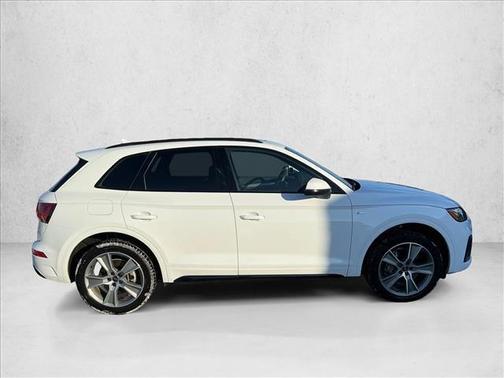 2025 Audi Q5 45 S line Premium
