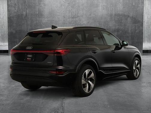 2025 Audi Q6 e-tron Premium Plus quattro