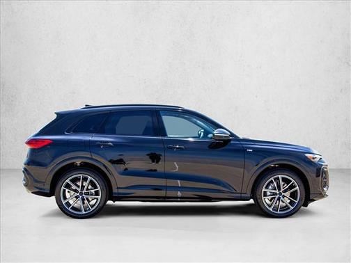 Mythos Black Metallic 2026 Audi Q5 Prestige TFSI quattro S tronic