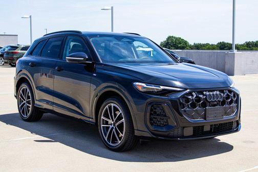 Mythos Black Metallic 2026 Audi Q5 Prestige TFSI quattro S tronic