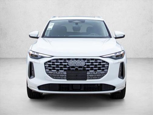 Glacier White Metallic 2026 Audi Q5 Premium Plus TFSI quattro S tronic