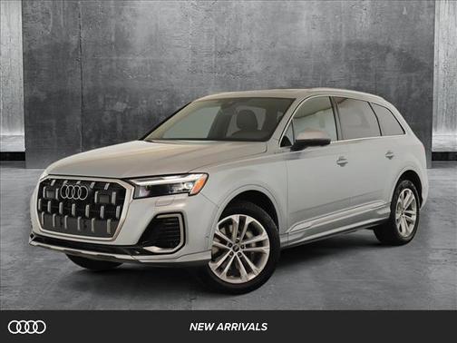2025 Audi Q7 45 Premium Plus