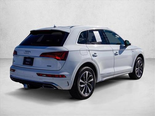 2023 Audi Q5 45 S line Premium Plus