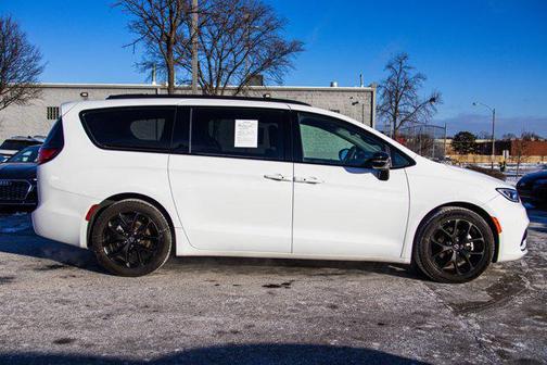 2025 Chrysler Pacifica Limited