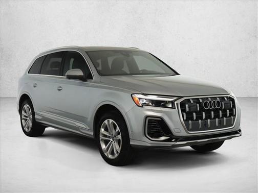 2025 Audi Q7 55 Premium