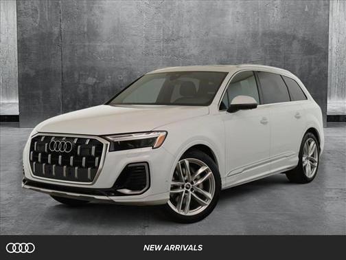 2025 Audi Q7 55 Premium Plus