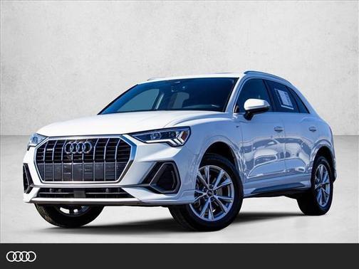 2025 Audi Q3 Premium 45 TFSI S line quattro Tiptronic