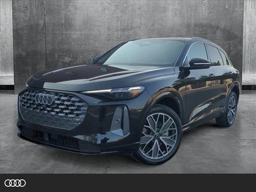 2025 Audi Q5 Premium Plus