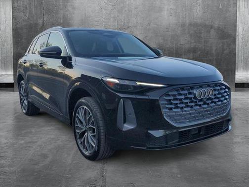 2025 Audi Q5 Premium Plus