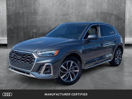 2022 Audi Q5 45 S line Premium Plus