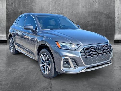 2022 Audi Q5 45 S line Premium Plus