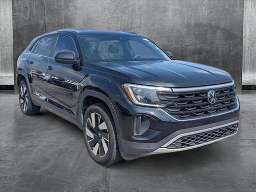 2024 Volkswagen Atlas Cross Sport 2.0T SE w/Technology