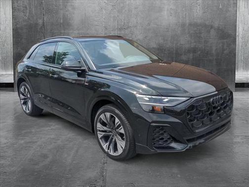 2025 Audi Q8 55 Premium Plus