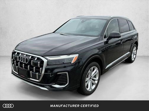 2025 Audi Q7 45 Premium Plus
