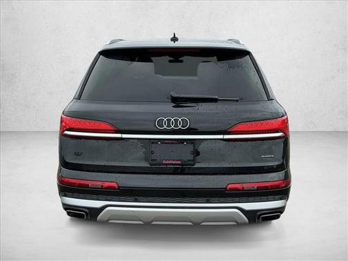 2025 Audi Q7 45 Premium Plus