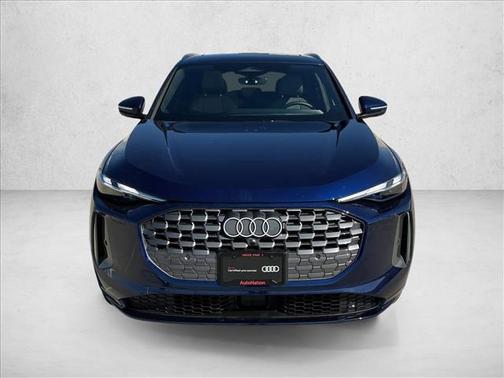 Navarra Blue Metallic 2025 Audi Q5 Premium TFSI quattro S tronic