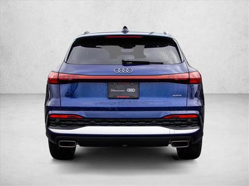 2025 Audi Q5 Premium TFSI quattro S tronic