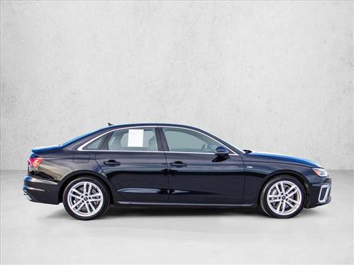 2023 Audi A4 45 S line Premium Plus