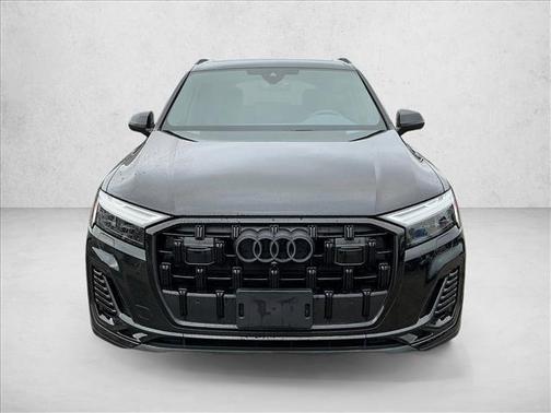 2025 Audi Q7 45 Premium