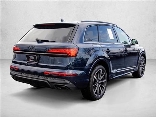 2026 Audi Q7 45 Premium Plus