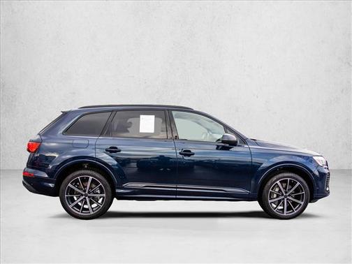 2026 Audi Q7 45 Premium Plus