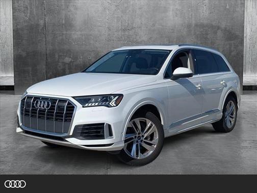 2024 Audi Q7 55 Premium Plus
