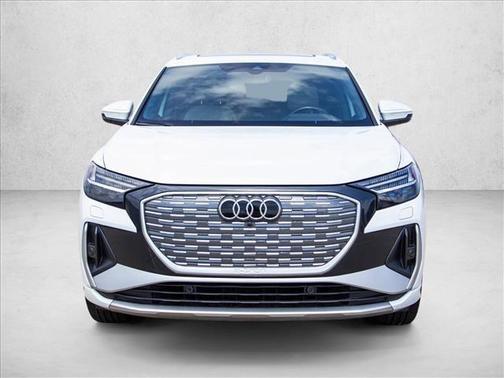 Glacier White Metallic 2023 Audi Q4 e-tron Prestige 50 quattro