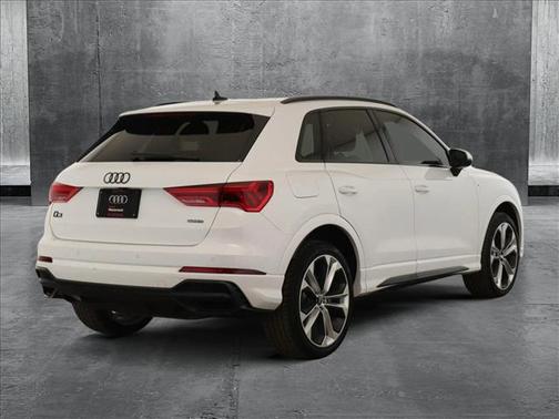 2022 Audi Q3 45 S line Premium Plus