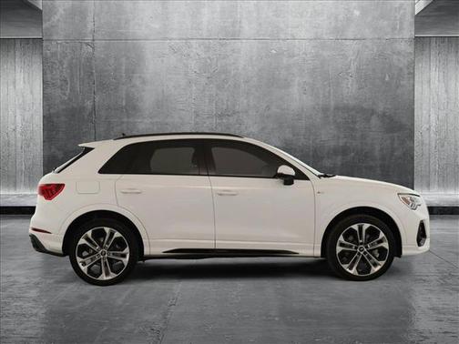2022 Audi Q3 45 S line Premium Plus