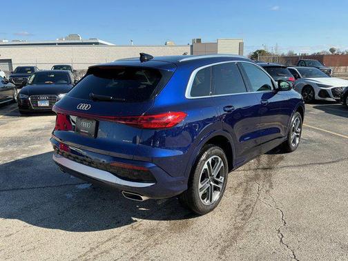 2025 Audi Q5 Premium Plus TFSI quattro S tronic