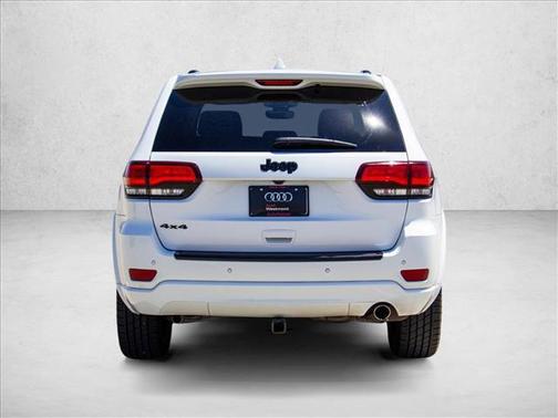 Bright White Clearcoat 2018 Jeep Grand Cherokee Altitude