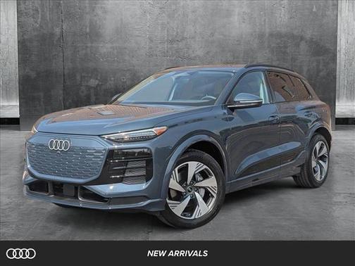 2025 Audi Q6 e-tron Premium Plus quattro