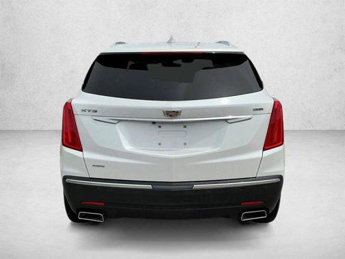 Crystal White Tricoat 2019 Cadillac XT5 Base