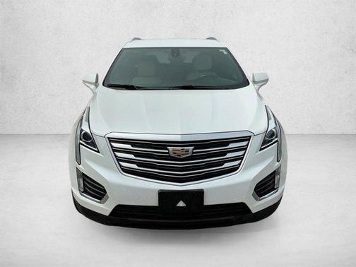 Crystal White Tricoat 2019 Cadillac XT5 Base