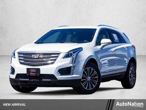 Crystal White Tricoat 2019 Cadillac XT5 Base